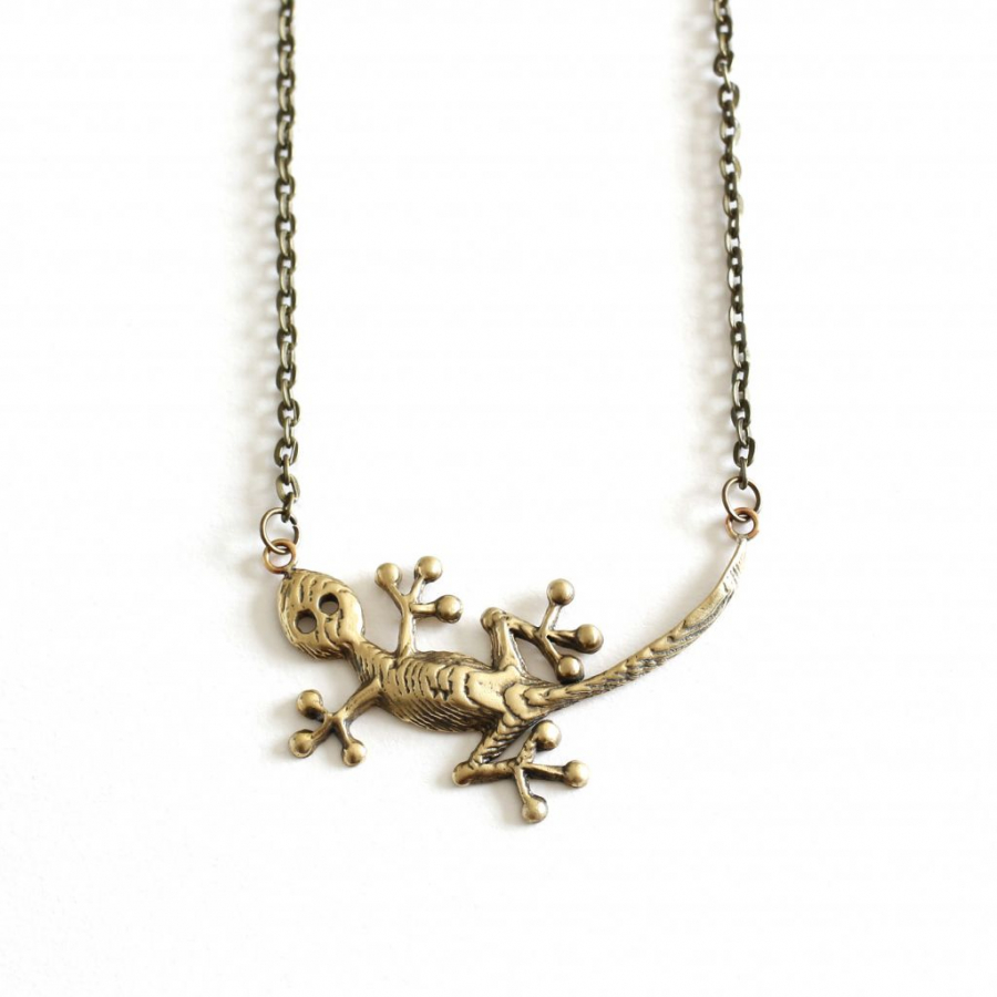 Yellow bronze gecko necklace 