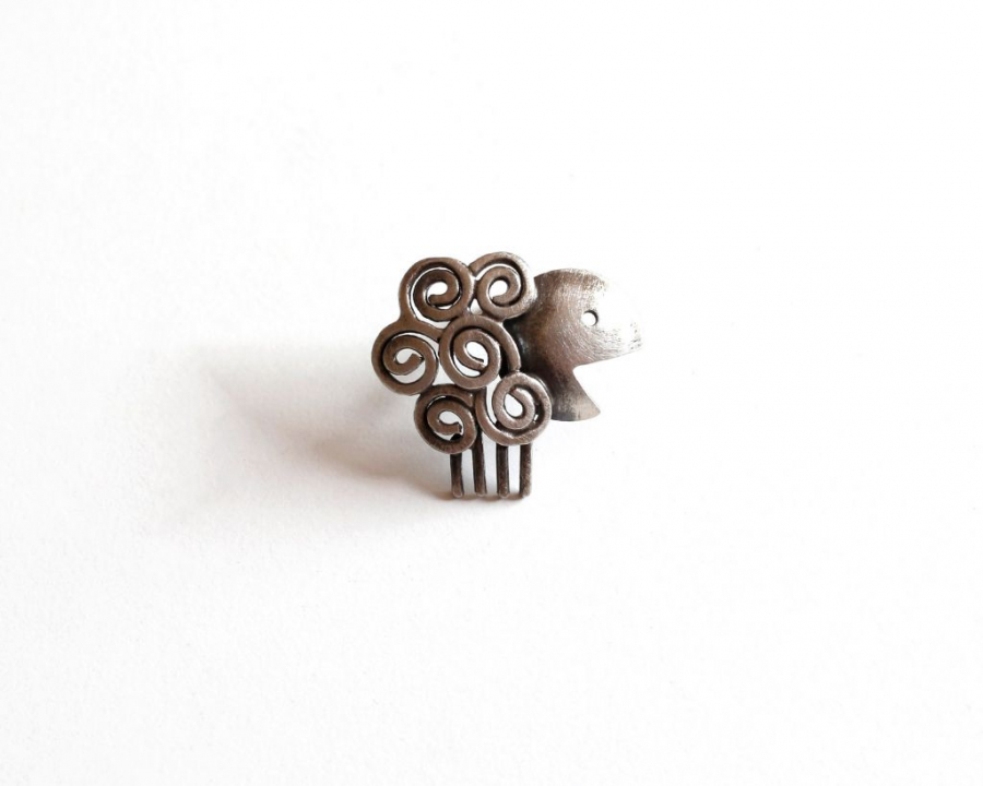Unique oxidized silver cute sheep pin badge