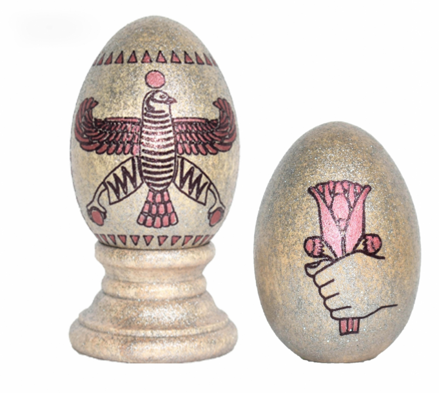 Achaemenid Flag On Wooden Egg For Haftseen