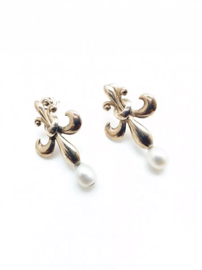 Silver Unique Crown Queen Earrings With Pearl