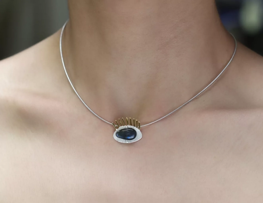 18 K Gold Plated Silver Matt Unique Labradorite Eye Necklace