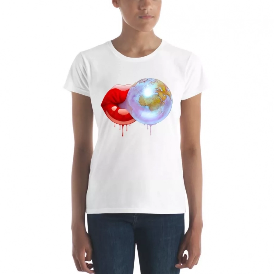 Hot World Girl T-Shirt in 4 Colors