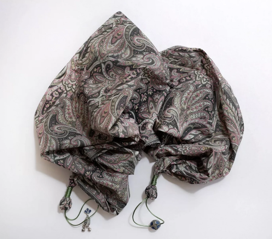 Persian paisley scarf with hanging bird I