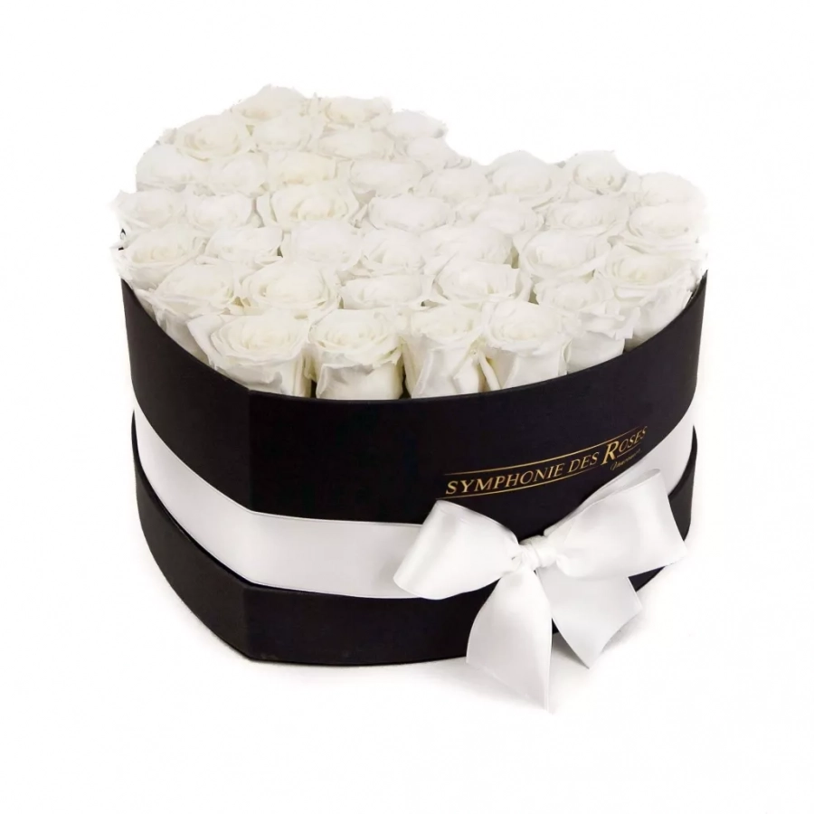 White Roses In A Black Box – Coeur Collection