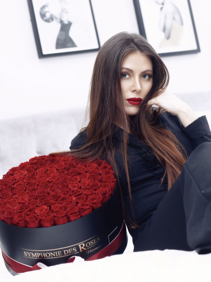 Red Roses In A Black Box- Luxe Collection