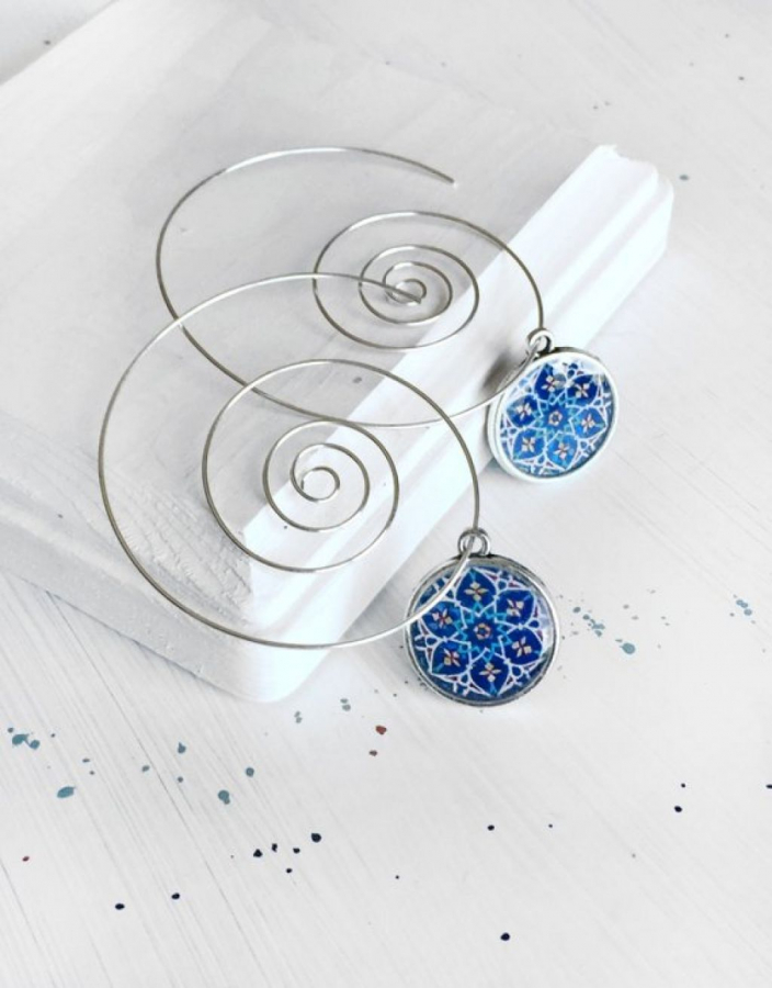 TARA Spiral earrings