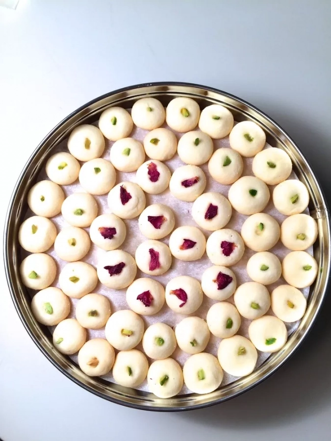 Homemade Persian Sweets Nan Berenji
