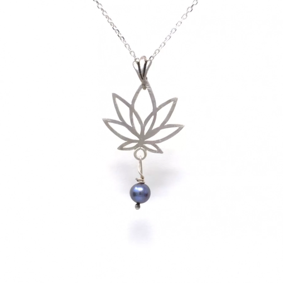 Lotus Silver Necklace with Pearl