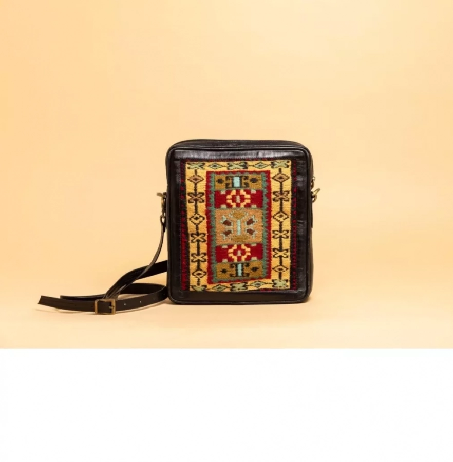 Hand woven and handmade Gilim  Pine and Sun bag