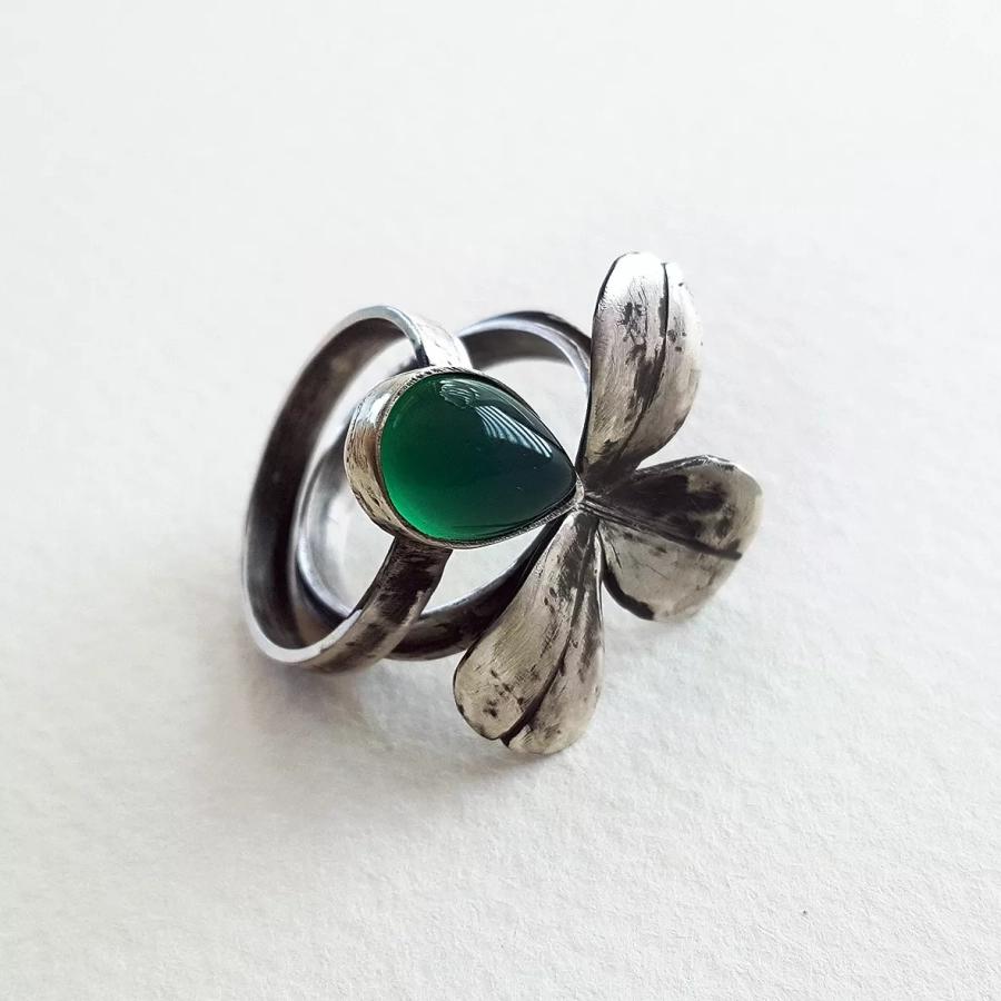 leaf pair rings in silver and agate