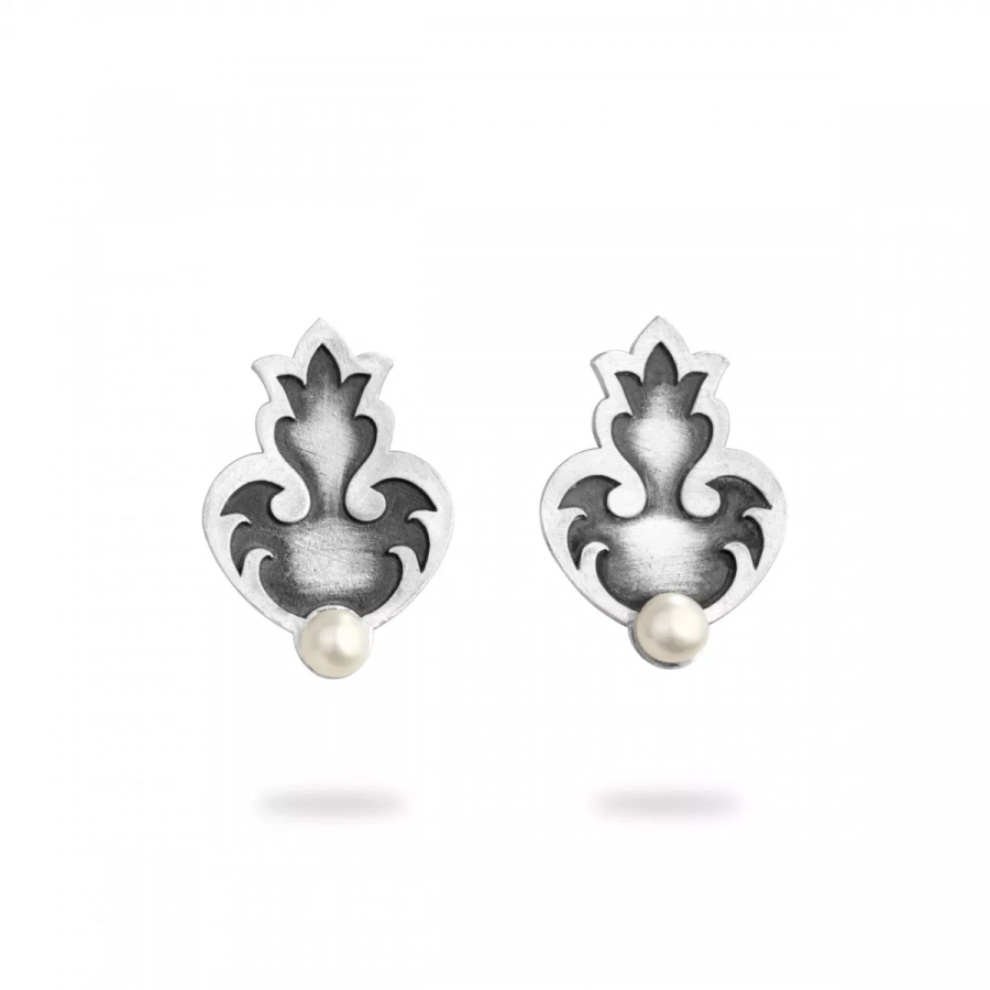 Silver Stud Floral Pearl Earrings 
