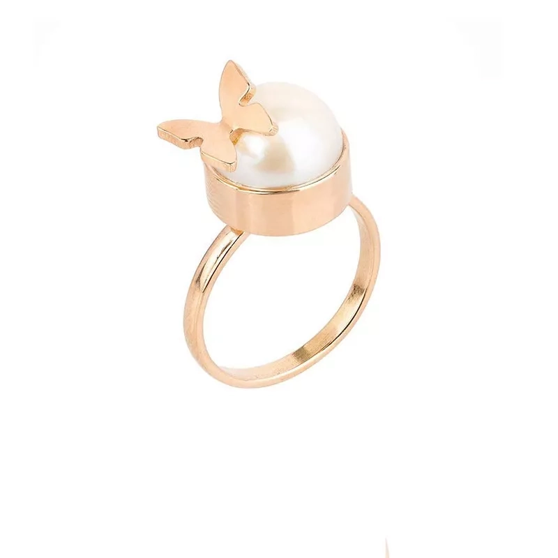 Gold-plated silver pearl ring with butterfly