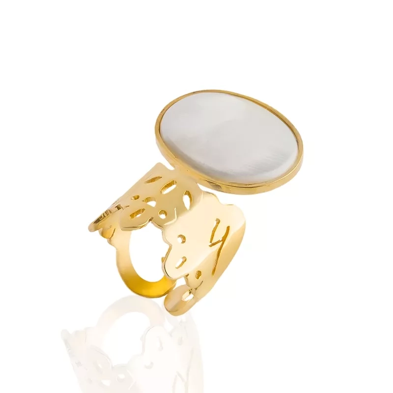 Gold-plated silver ring with oval shape mother of pearl ring