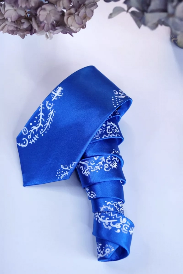 Handmade tie by M&G