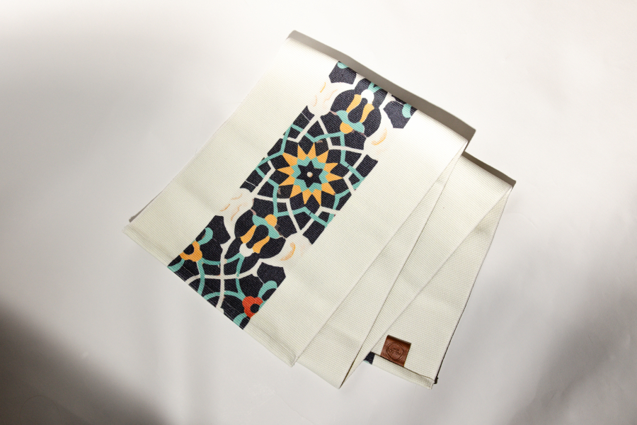 Parnia, Table Runner with Eslimi pattern