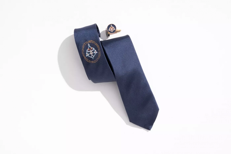 Raud, Silk tie and cufflinks with Persian Eslimi Pattern