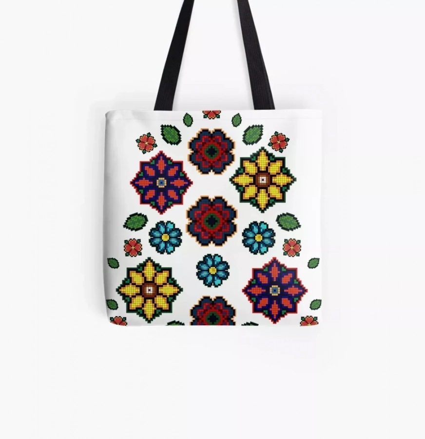 Persian Illustration Kilim Gol Goli Patterned White Bag